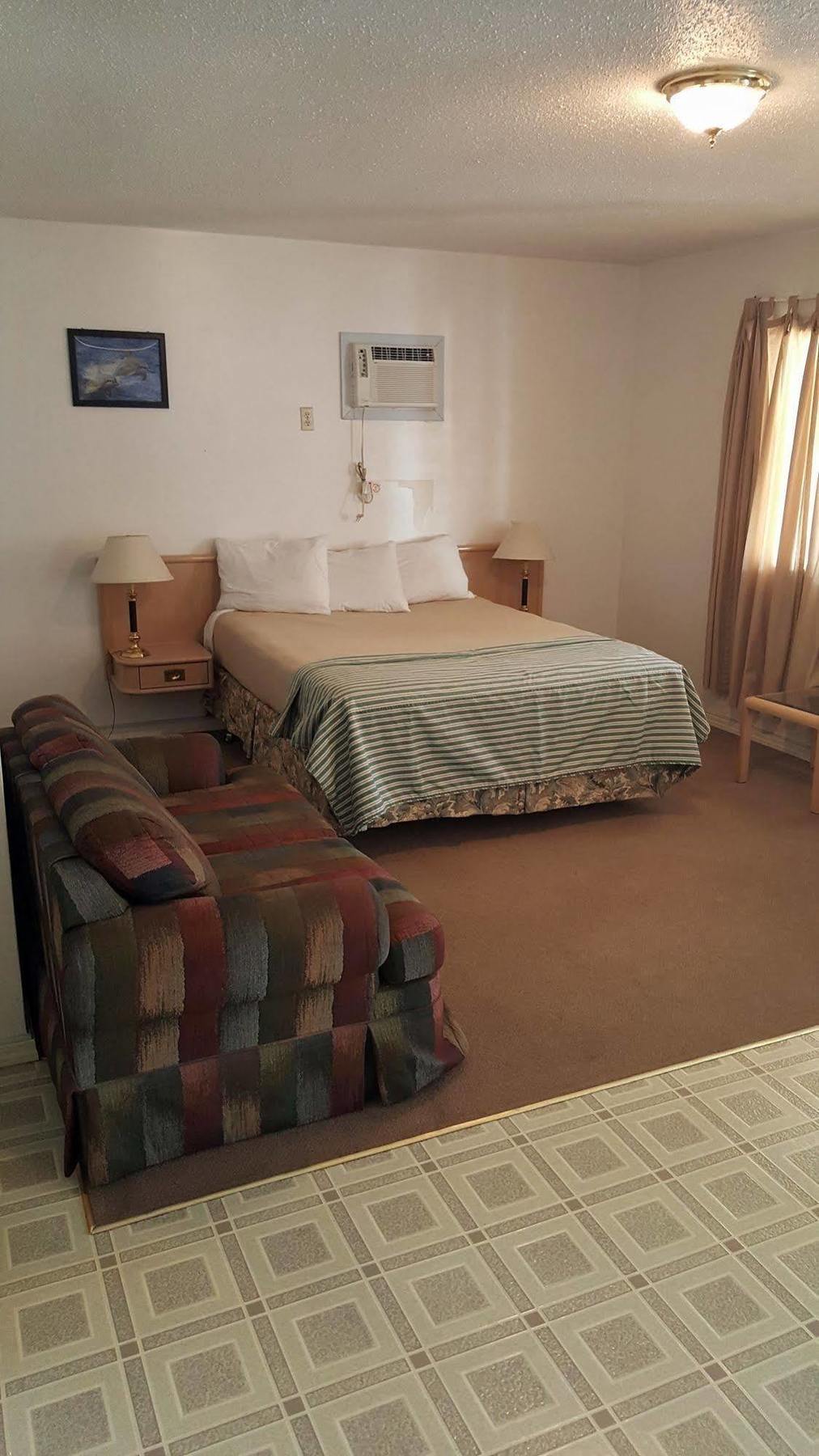 Badlands Motel Drumheller Exterior photo